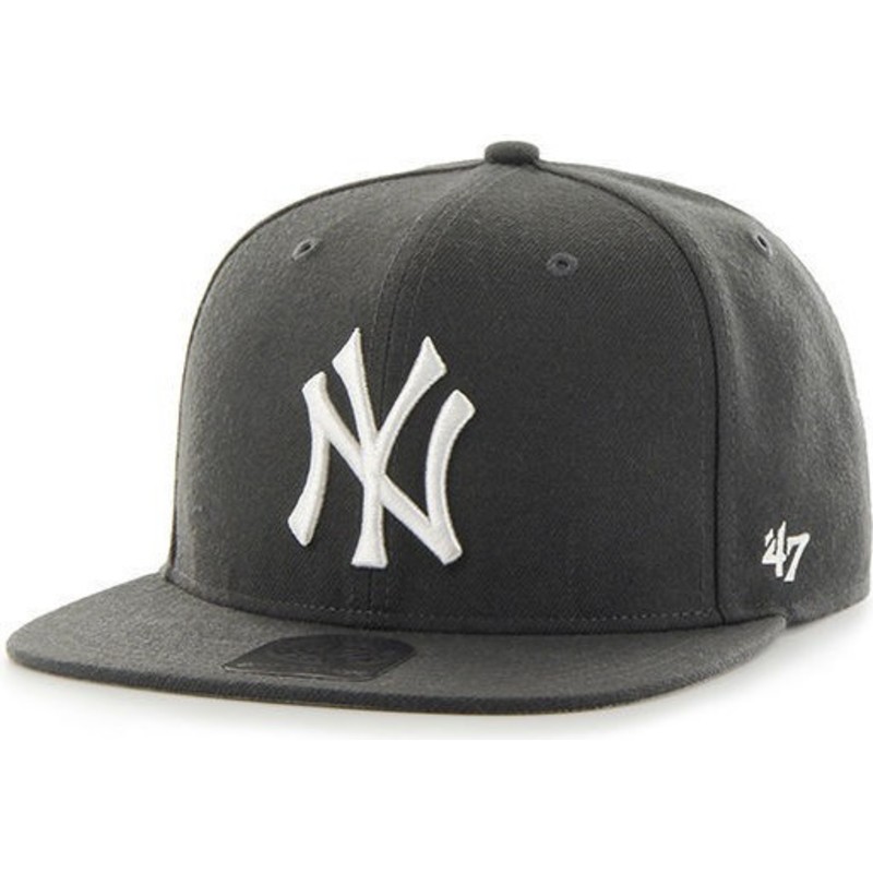 bone-plano-preto-snapback-da-new-york-yankees-mlb-captain-da-47-brand