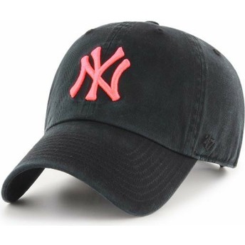 Boné curvo preto com logo rosa da New York Yankees MLB Clean Up da 47 Brand