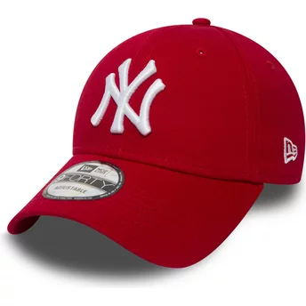 Boné curvo vermelho ajustável 9FORTY Essential da New York Yankees MLB da New Era