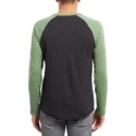 camiseta-manga-comprida-preto-e-verde-pen-dark-kelly-da-volcom