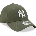 bone-curvo-verde-ajustavel-9forty-league-essential-da-new-york-yankees-mlb-da-new-era
