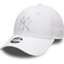 bone-curvo-branco-ajustavel-com-logo-branco-9forty-league-essential-da-new-york-yankees-mlb-da-new-era