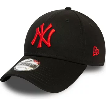 Boné curvo preto ajustável com logo vermelho 9FORTY League Essential da New York Yankees MLB da New Era