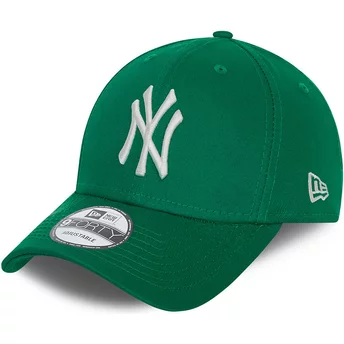 Boné curvo verde ajustável 9FORTY League Essential da New York Yankees MLB da New Era