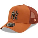 bone-trucker-castanho-a-frame-camo-infill-da-new-york-yankees-mlb-da-new-era