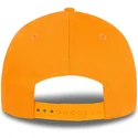 bone-curvo-laranja-snapback-para-crianca-9forty-stretch-snap-da-mclaren-racing-formula-1-da-new-era