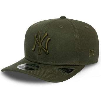 Boné curvo verde snapback com logo verde 9FIFTY Stretch Snap League Essential da New York Yankees MLB da New Era