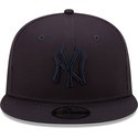 bone-plano-azul-marinho-snapback-com-logo-azul-marinho-9fifty-league-essential-da-new-york-yankees-mlb-da-new-era