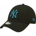 bone-curvo-preto-ajustavel-com-logo-azul-para-crianca-9forty-league-essential-da-new-york-yankees-mlb-da-new-era