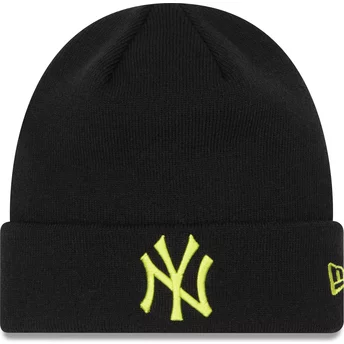 Gorro preto com logo verde League Essential Cuff da New York Yankees MLB da New Era