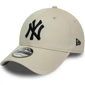 Boné curvo bege ajustável com logo preto 9FORTY League Essential da New York Yankees MLB da New Era
