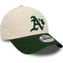 bone-curvo-bege-e-verde-ajustavel-9forty-da-oakland-athletics-mlb-da-new-era