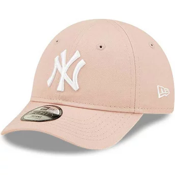 Boné curvo rosa ajustável para criança pequena 9FORTY League Essential da New York Yankees MLB da New Era