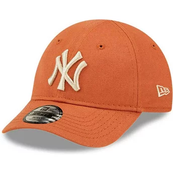 Boné curvo laranja ajustável para criança pequena com logo bege 9FORTY League Essential da New York Yankees MLB da New Era