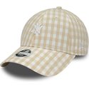 bone-curvo-bege-ajustavel-para-mulheres-9forty-gingham-da-new-york-yankees-mlb-da-new-era