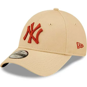 Boné curvo bege ajustável para criança com logo castanho 9FORTY League Essential da New York Yankees MLB da New Era