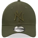 bone-curvo-verde-snapback-com-logo-verde-9forty-league-essential-da-new-york-yankees-mlb-da-new-era