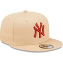 bone-plano-bege-snapback-9fifty-league-essential-da-new-york-yankees-mlb-da-new-era