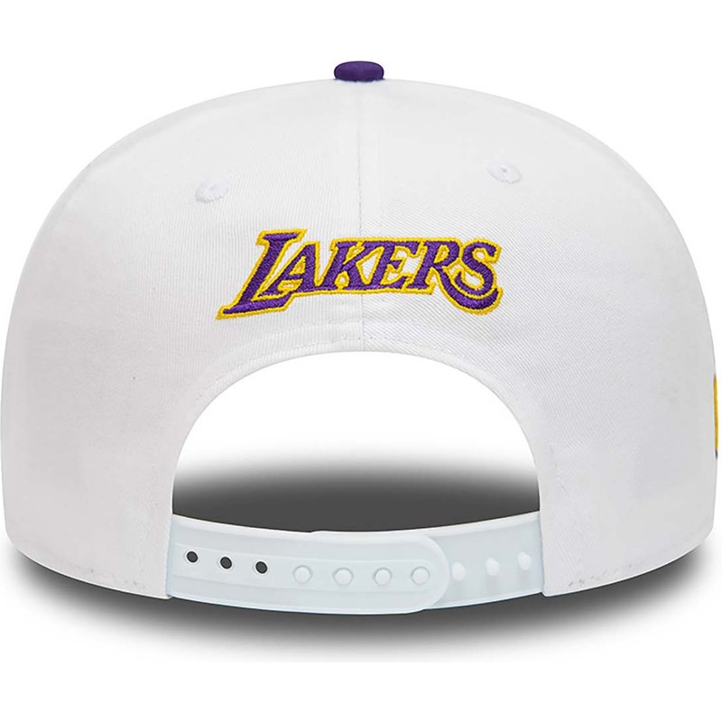 bone-plano-branco-e-violeta-snapback-9fifty-crown-patches-champions-da-los-angeles-lakers-nba-da-new-era