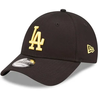 Boné curvo preto ajustável com logo amarelo 9FORTY League Essential da Los Angeles Dodgers MLB da New Era
