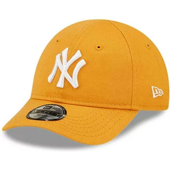 Boné curvo laranja ajustável para criança pequena 9FORTY League Essential da New York Yankees MLB da New Era