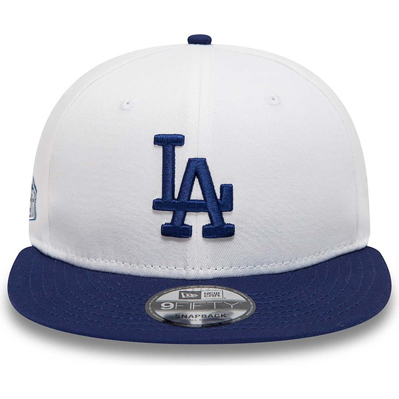 bone-plano-branco-e-azul-snapback-9fifty-crown-patches-da-los-angeles-dodgers-mlb-da-new-era