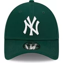 bone-curvo-verde-escuro-ajustavel-9forty-league-essential-da-new-york-yankees-mlb-da-new-era