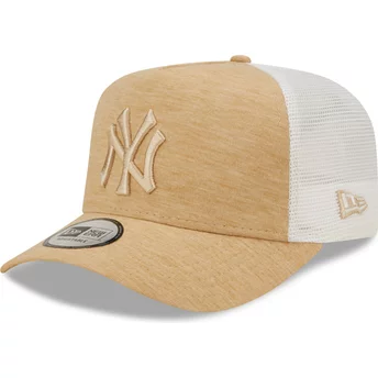 Boné trucker castanho ajustável com logo castanho A Frame Camisola Essential da New York Yankees MLB da New Era