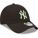 bone-curvo-preto-ajustavel-com-logo-verde-9forty-league-essential-da-new-york-yankees-mlb-da-new-era
