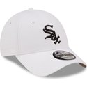 bone-curvo-branco-ajustavel-com-logo-preto-9forty-league-essential-da-chicago-white-sox-mlb-da-new-era