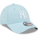 bone-curvo-azul-claro-ajustavel-9forty-league-essential-da-new-york-yankees-mlb-da-new-era