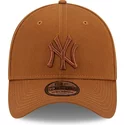 bone-curvo-castanho-justo-com-logo-castanho-39thirty-league-essential-da-new-york-yankees-mlb-da-new-era