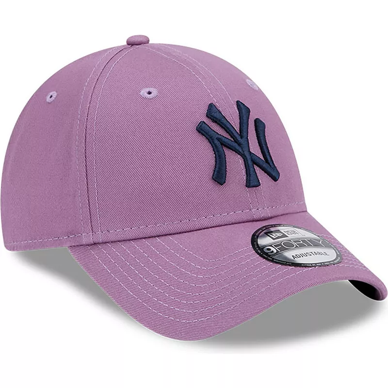 bone-curvo-violeta-ajustavel-com-logo-azul-marinho-9forty-league-essential-da-new-york-yankees-mlb-da-new-era