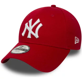 Boné curvo vermelho ajustável para criança 9FORTY Essential dos New York Yankees MLB da New Era