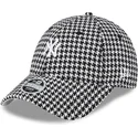 bone-curvo-preto-e-branco-ajustavel-para-mulheres-9forty-houndstooth-da-new-york-yankees-mlb-da-new-era