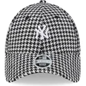 bone-curvo-preto-e-branco-ajustavel-para-mulheres-9forty-houndstooth-da-new-york-yankees-mlb-da-new-era