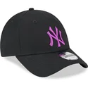 bone-curvo-preto-ajustavel-com-logo-violeta-9forty-league-essential-da-new-york-yankees-mlb-da-new-era