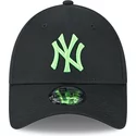 bone-curvo-preto-ajustavel-com-logo-verde-9forty-neon-da-new-york-yankees-mlb-da-new-era