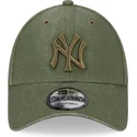 bone-curvo-verde-ajustavel-com-logo-verde-9forty-washed-canvas-da-new-york-yankees-mlb-da-new-era