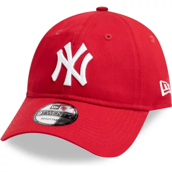 Boné curvo vermelho ajustável 9TWENTY League Essential da New York Yankees MLB da New Era