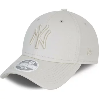 Boné curvo cinza ajustável com logo cinza para mulheres 9FORTY Tonal da New York Yankees MLB da New Era