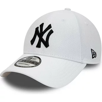 Boné curvo branco ajustável 9FORTY Diamond Era Essential da New York Yankees MLB da New Era