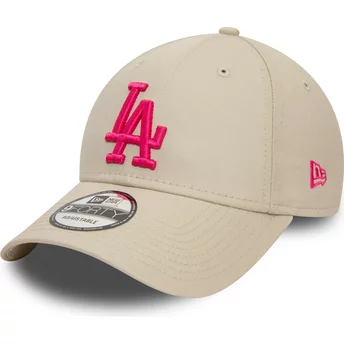 Boné curvo bege ajustável com logo rosa 9FORTY League Essential da Los Angeles Dodgers MLB da New Era