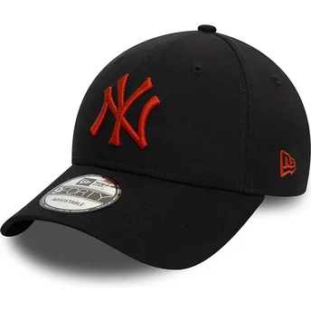 Boné curvo preto ajustável com logo vermelho 9FORTY League Essential da New York Yankees MLB da New Era