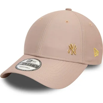 Boné curvo bege ajustável com logo dourado 9FORTY Flawless da New York Yankees MLB da New Era