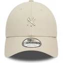 bone-curvo-bege-ajustavel-9forty-metallic-pin-da-new-york-yankees-mlb-da-new-era