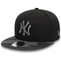 bone-plano-preto-snapback-com-logo-cinza-para-crianca-9fifty-contrast-da-new-york-yankees-mlb-da-new-era