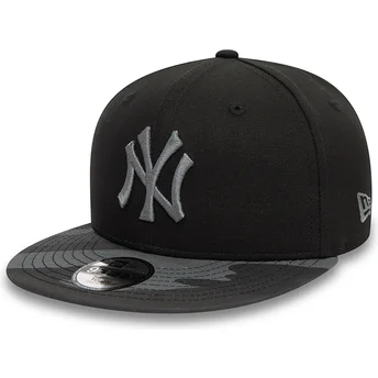 Boné plano preto snapback com logo cinza para criança 9FIFTY Contrast da New York Yankees MLB da New Era