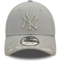 bone-curvo-cinza-ajustavel-com-logo-cinza-9forty-flame-da-new-york-yankees-mlb-da-new-era