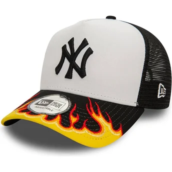 Boné trucker branco e preto A Frame Flame da New York Yankees MLB da New Era